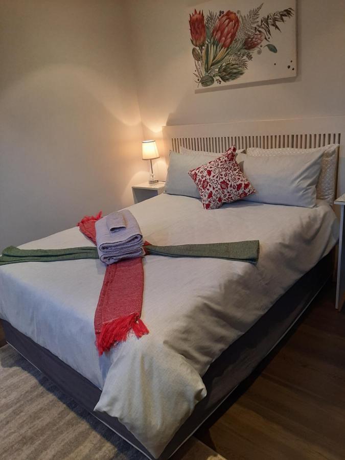 Fancy Pansy Apartment Джърмистон Екстериор снимка
